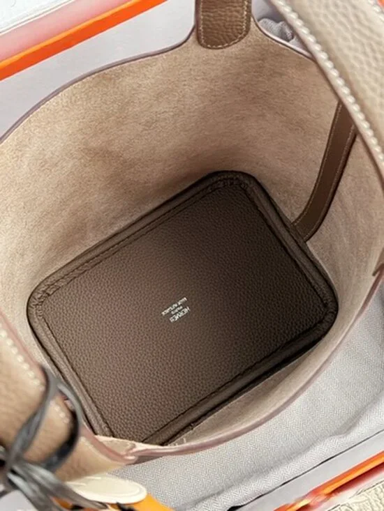 Luxury Grained Leather Bucket Bag Deep Burgundy w/ Gold Hardware - Picture 7 of 9